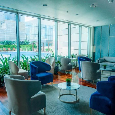 Brand New Water Front Luxury Cinnamon Suites Apartment In Heart Of Colombo City Exterior foto