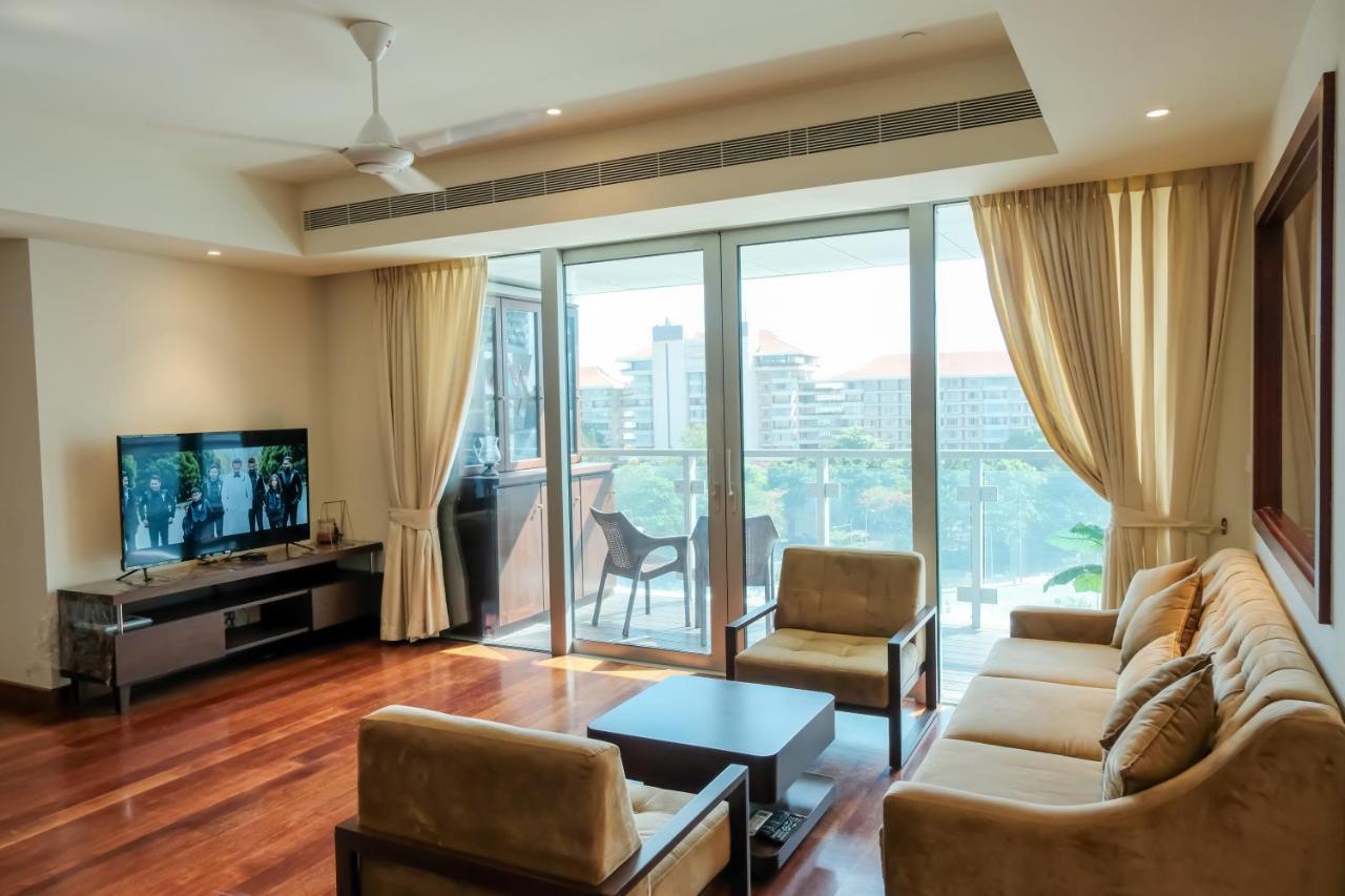 Brand New Water Front Luxury Cinnamon Suites Apartment In Heart Of Colombo City Exterior foto