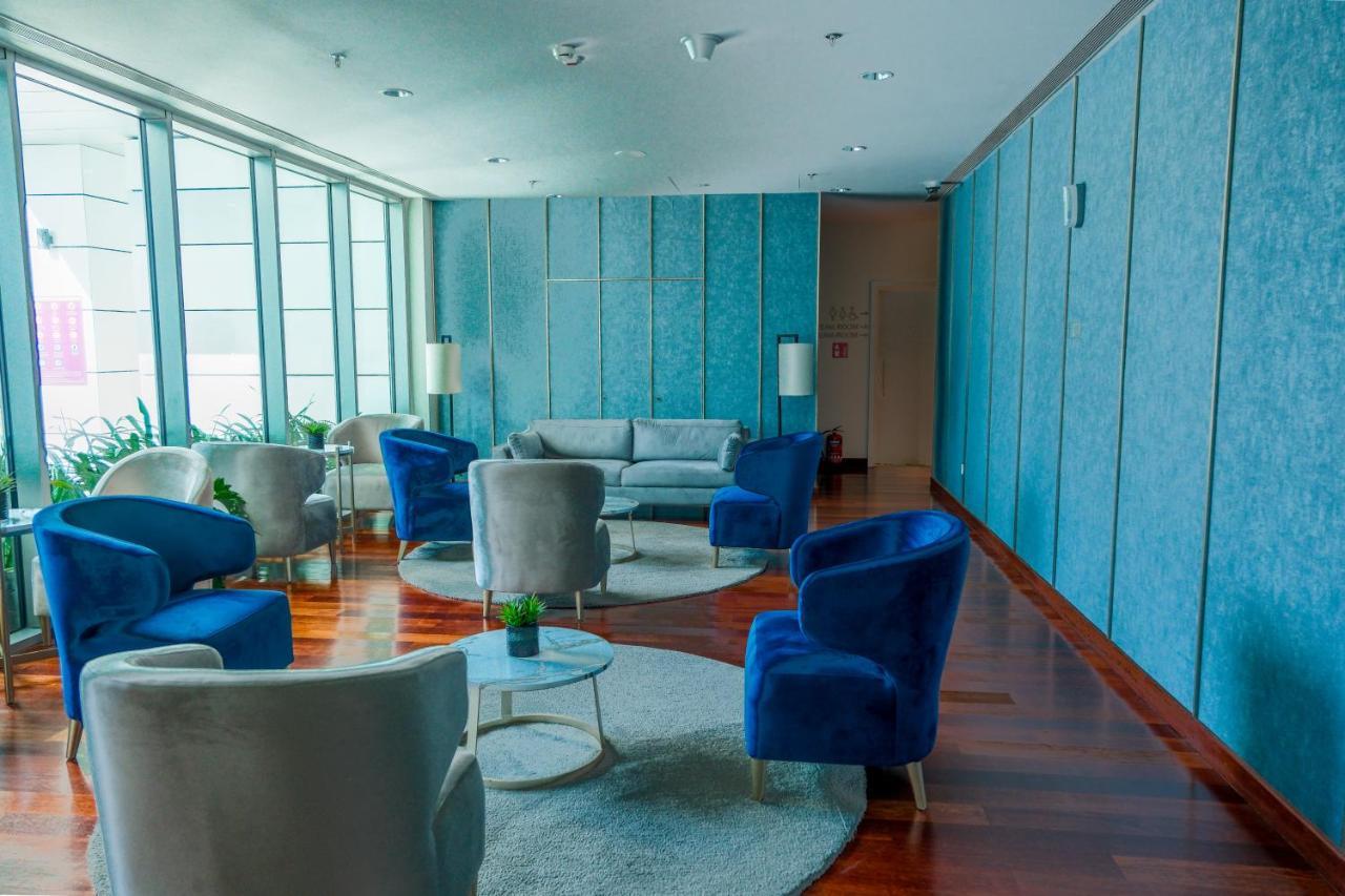 Brand New Water Front Luxury Cinnamon Suites Apartment In Heart Of Colombo City Exterior foto