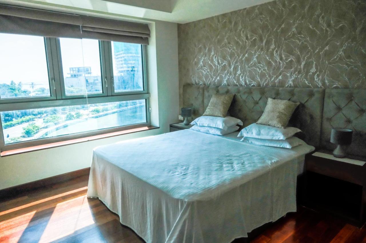 Brand New Water Front Luxury Cinnamon Suites Apartment In Heart Of Colombo City Exterior foto