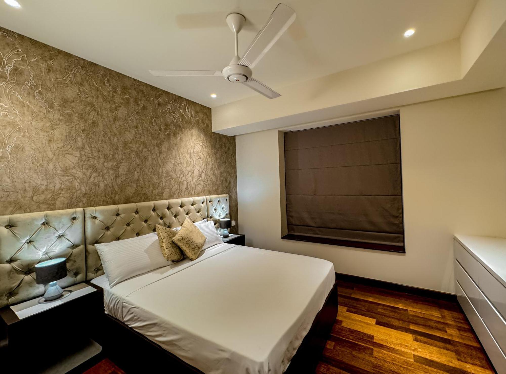 Brand New Water Front Luxury Cinnamon Suites Apartment In Heart Of Colombo City Exterior foto