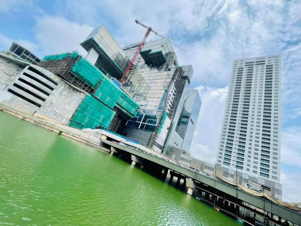 Brand New Water Front Luxury Cinnamon Suites Apartment In Heart Of Colombo City Exterior foto